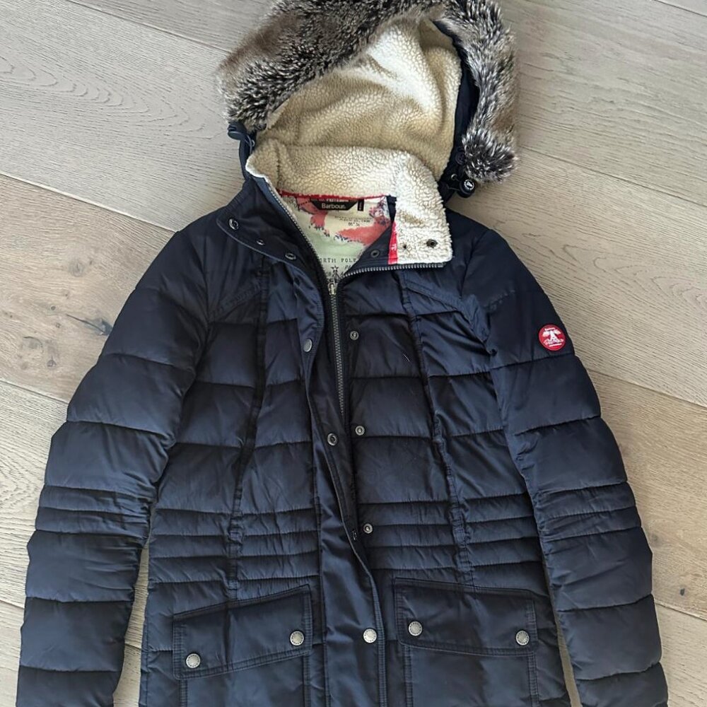 Barbour Landry Long Quilted Puffer Coat size 4 US Navy